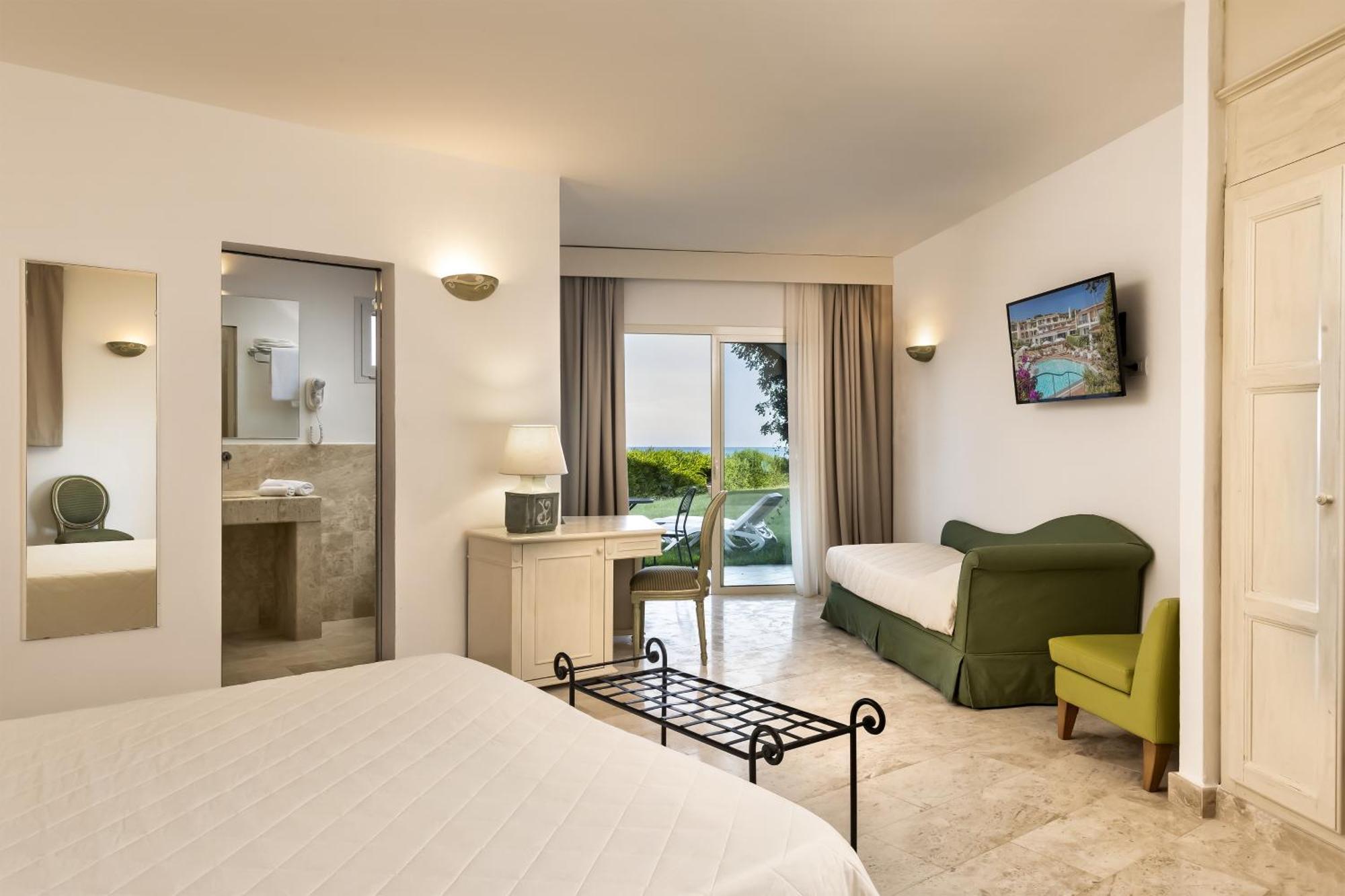 Grand Hotel In פורטו צ'רבו מראה חיצוני תמונה