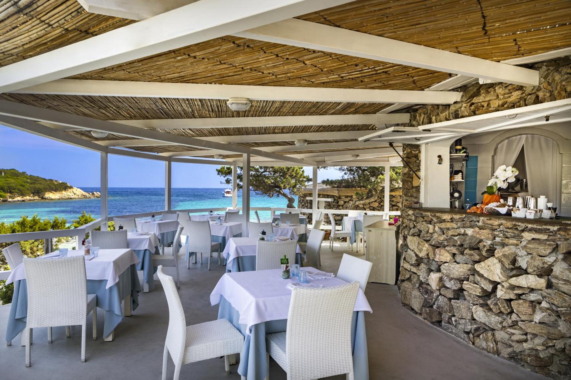 Grand Hotel In פורטו צ'רבו מראה חיצוני תמונה