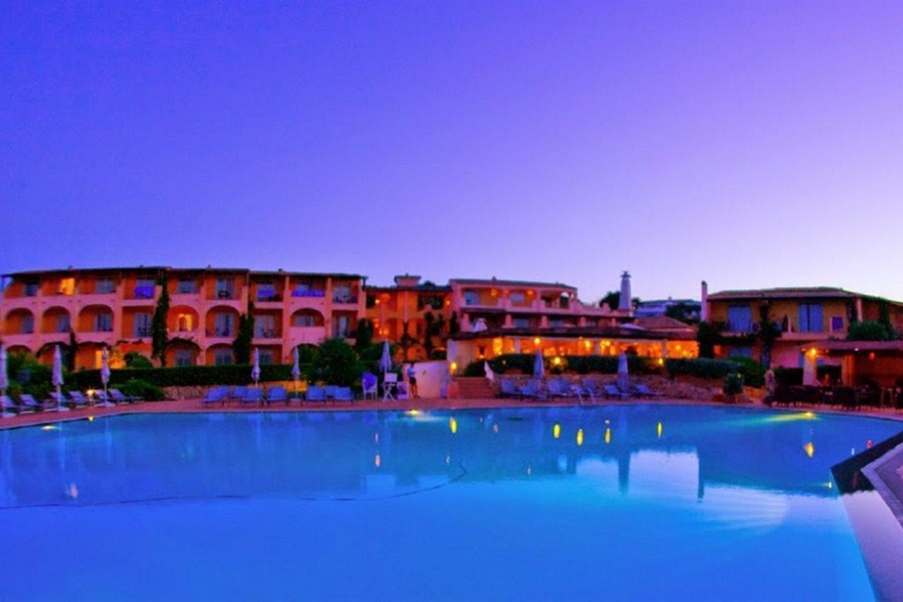 Grand Hotel In פורטו צ'רבו מראה חיצוני תמונה